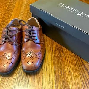 🐻Florsheim Boys Size 11 Florsheim Kids
Reveal Wingtip Jr.